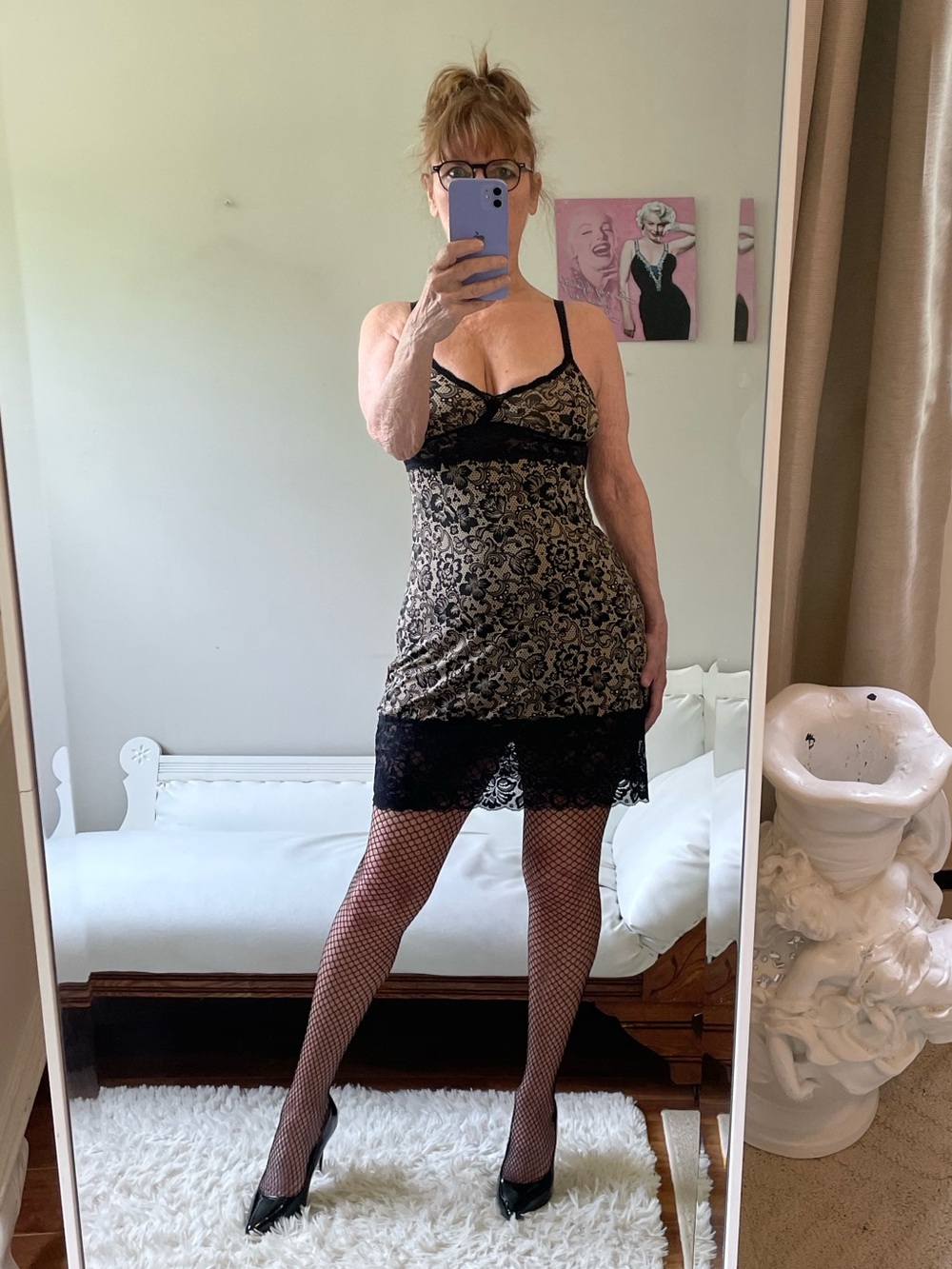 VINTAGE MARILYN MONROE SLIP DRESS TAUPE TAN BLACK LACE ADJUSTABLE STRAPS STRETCH